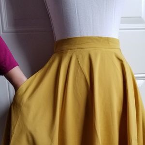 Comme Toi Small A-Line skirt with pockets